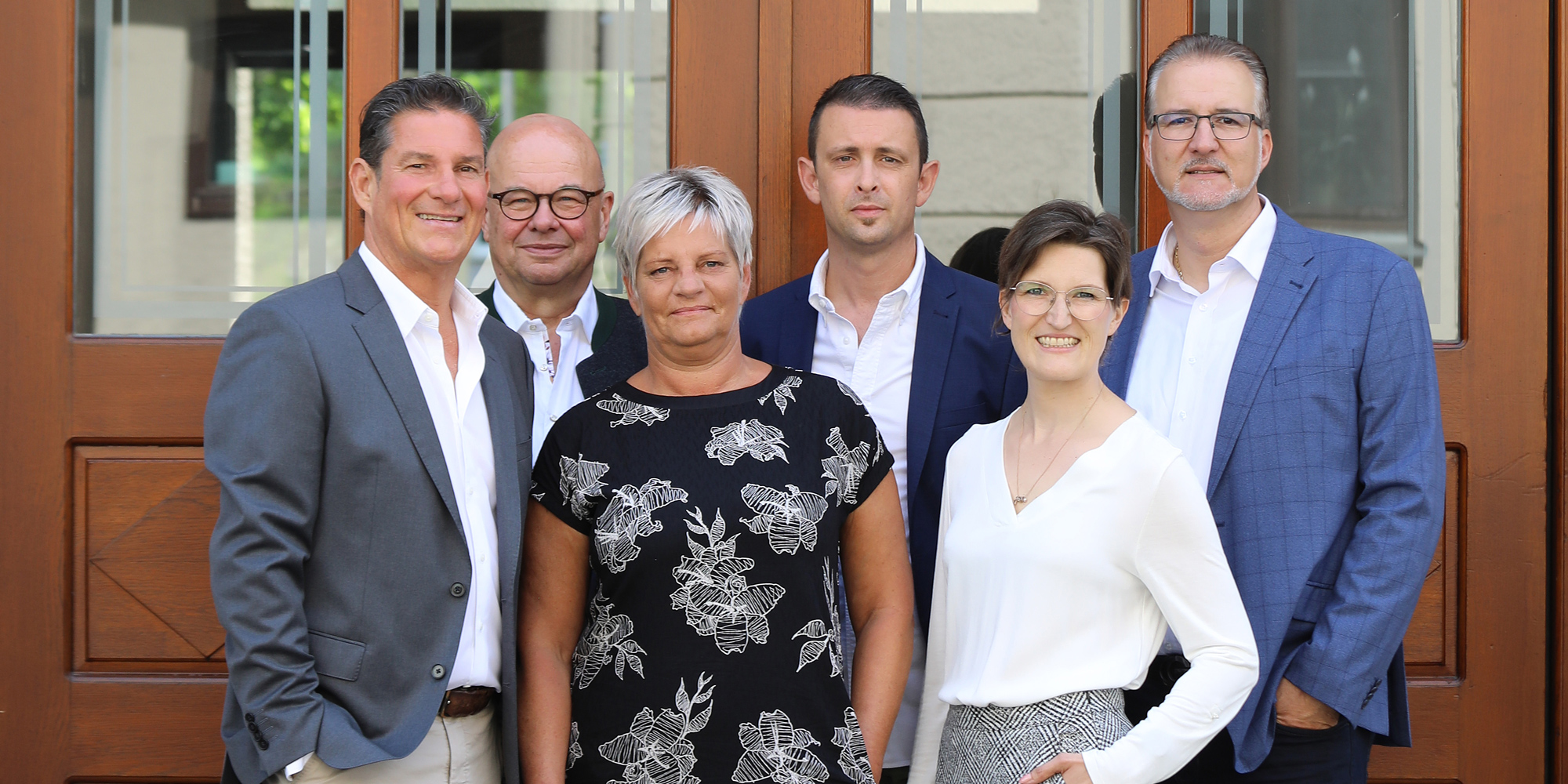 Team_Haustuere_ret_2000x1000